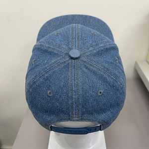 Gorra de Béisbol Personalizada OEM de 6 Paneles, de Mezclilla de Algodón, con Visera Plana, Estructurada, sin Estampado, Etiqueta Privada, Gorras al por Mayor - Product Image 3