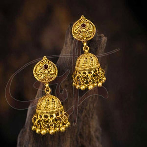 Boucles d'oreilles pour femmes en acier inoxydable écologique, plaquées or, tendance, personnalisables, de haute qualité, service OEM professionnel - Product Image 3