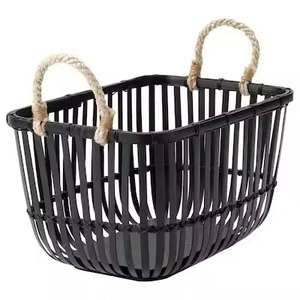 Panier à linge cylindrique sur roulettes en métal doré de la série Regal, chariot de rangement sur roulettes pivotantes - Product Image 3