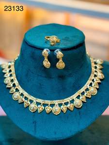 Nouvelle collection MOLL JEWELLERS : Parure florale tendance en alliage plaqué or 24 carats avec zircon, collier et boucles d'oreilles, cadeau de mariage pour femme - Product Image 4