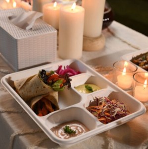 Plateau repas jetable 3 compartiments en bagasse de canne à sucre, biodégradable, sans plastique, non toxique, certifié ISO, compostable, sans BPA, compatible micro-ondes - Product Image 3