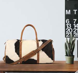 Bolsa de Viaje de Cuero Vacuno Premium con Pelo, Bolsa de Lona para Fin de Semana, Equipaje de Mano, Personalizable OEM, Venta al por Mayor LHTB-0087 - Product Image 3