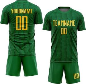Uniforme de Fútbol Personalizado de Moda, Conjunto de Camiseta Verde Sublimada, Transpirable, de Secado Rápido, Equipación de Fútbol OEM, Ropa de Entrenamiento y Partido - Product Image 3