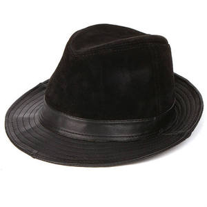 Sombrero Vaquero de Cuero Genuino de Alta Gama, Hecho a Mano, Estilo Western Outback, para Aventuras al Aire Libre y Viajes - Product Image 3
