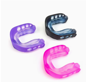 Protector Bucal Deportivo de Silicona Personalizado con Marco de Aluminio, Anti-Ronquidos, Protección Contra el Rechinamiento de Dientes, Moldeable, Ajustable, Ajuste Universal - Product Image 1