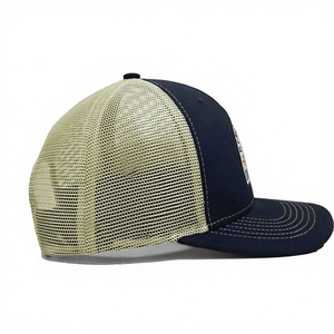 Casquette de camionneur pour adulte en maille confortable à 6 panneaux structurés, avec logo personnalisé, style vintage, tendance et élégant, idéale pour la plage, fabriquée au Vietnam - Product Image 4
