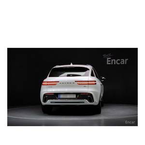 Genesis GV70 2.5T AWD 2024, SUV a Gasolina con 29,627 km, Emisión Euro V, Caja de Cambios Automática, Asientos de Cuero, Cámara Trasera, Volante a la Izquierda - Product Image 4