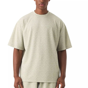 Ensembles de vêtements de sport pour hommes, chemises à manches courtes et shorts, nouvelle couleur, 2 en 1, vente en gros OEM, ensemble t-shirt et short pour hommes été - Product Image 3
