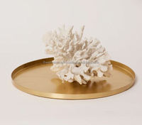 Plateau en laiton artisanal durable fait main, taille personnalisable, décoration moderne pour la maison, bijoux, maquillage, articles de toilette, vaisselle de cuisine