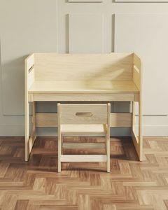 Conjunto de silla y escritorio de madera asequible para niños, ideal para escuelas, guarderías y salas de estudio en el hogar. - Product Image 1
