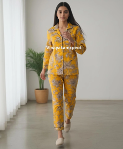 Conjunto de Pijama y Ropa de Estar para Mujer, Tejido a Mano, 100% Algodón, Estampado Floral Amarillo, Elegante, Artesanal, Sanganeri - Product Image 4