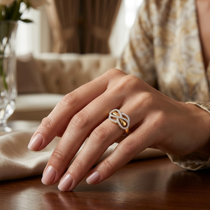 แหวนเพชรดีไซน์อินฟินิตี้สำหรับผู้หญิง ทองคำขาว 14K |   แหวนเพชรทรงกลมประดับเพชรแบบพาเว่ ดีไซน์หรูหรา สำหรับเป็นของขวัญในโอกาสครบรอบแต่งงาน - Product Image 5