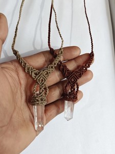 สร้อยคอจี้คริสตัลควอตซ์ใสธรรมชาติทำมือ พร้อมเชือกปรับได้ สีน้ำตาลอมแดง ขายส่ง สไตล์โบโฮ สำหรับบำบัดรักษา - Product Image 6