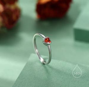 Anillo de Plata de Ley con Corazón Rojo Granate y Circonita Cúbica, Talla Ajustable, Anillo de Corazón Pequeño, Anillo de Corazón Rojo Pequeño, Anillo de Corazón Pequeño con Circonita Cúbica Roja - Product Image 3