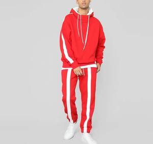 ชุดวอร์มสีแดงแบบกำหนดเองได้สำหรับทุกเพศ ผ้าฝ้าย 100% สำหรับฤดูหนาว กางเกงวอร์มทรงโอเวอร์ไซส์แบบเรียบ ชุดฮู้ดดี้ เสื้อกันลมผ้าฟลีซ 500GSM - Product Image 3