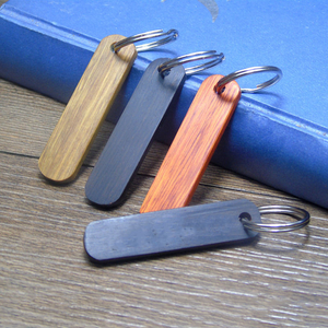 Porte-clés en bois vierge à personnaliser, formes rectangulaire, cœur, rond, à graver - Product Image 2