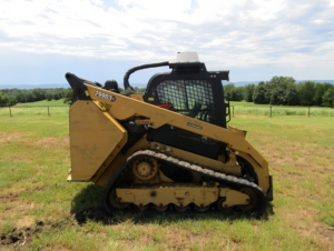 Cargadora de orugas 299D3 XE con pocas horas de uso, disponible para exportación - Product Image 3