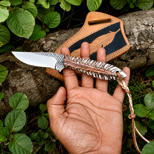 Cuchillo de desollar de acero al carbono de alta calidad personalizado con mango de resina de piña, cuchillo de desollar de hoja fija con funda de cuero - Product Image 2