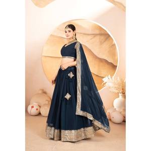 Lehenga Choli de Diseño en Línea A para Fiestas, con Cintura Natural, Top Corto Bordado, Elemento de Moda - Product Image 2