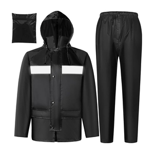 Traje Impermeable para Hombre, Negro, Transpirable, Ecológico, 100% Poliéster, con Franjas Reflectantes, Chaqueta con Capucha y Pantalones para Uso en Exteriores - Product Image 3