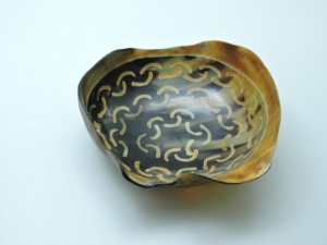 Cuenco decorativo hecho a mano con diseño de cuerno de búfalo auténtico, cuenco para servir, cuenco para ensalada, a muy buen precio de fábrica. - Product Image 3