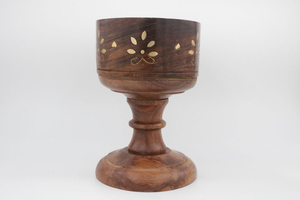 Porte-encens en bois artisanal moderne avec ventilation pour une odeur authentique - Product Image 4