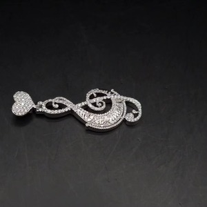 Pendentif Note de Musique en Argent 925, Pendentif Musical Personnalisé en Moissanite VVS, Pendentif Hip-Hop Iced Out, Cadeau Parfait pour Musiciens et Artistes - Product Image 3