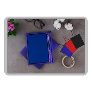 Ensemble cadeau d'entreprise avec carnet en cuir PU A5 personnalisé avec logo gravé, stylo en métal, cadeau de graduation, cadeau pour la fête des mères - Product Image 1