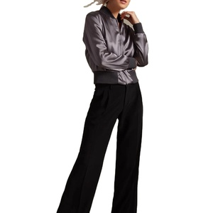 Blouson bombardier de baseball Letterman pour femmes 2026 à vendre en gros Blouson bombardier pour femmes avec logo personnalisé de haute qualité - Product Image 4