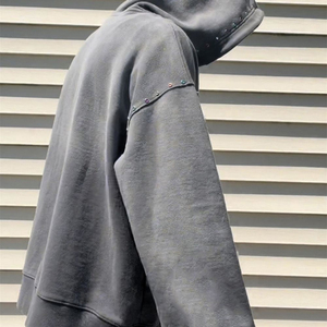 ผู้ผลิตเสื้อฮู้ดดี้แบบกำหนดเอง เสื้อผ้าสตรีทแวร์สไตล์วินเทจ ล้างสีแบบแอซิด ประดับตัวอักษรด้วยคริสตัล พร้อมลายกราฟิก เสื้อฮู้ดดี้ซิปสำหรับผู้ชาย - Product Image 2