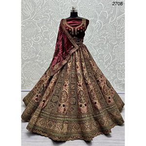 Collections de velours de vêtements de mariée indiens pour la mariée avec le travail de Zarkhan par Fabzone - Product Image 5