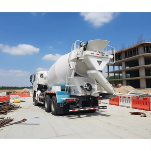 Camion malaxeur à béton 8 mètres cubes, puissance 129 kW, cuve malaxeuse pour usage de construction - Product Image 3