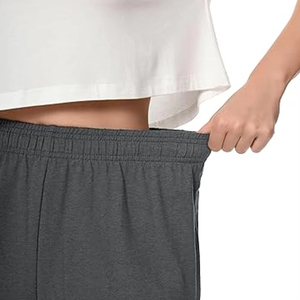 Shorts pour femmes sur mesure, style streetwear, délavés et usés, rétro, effet délavé à l'acide, en molleton - Product Image 3