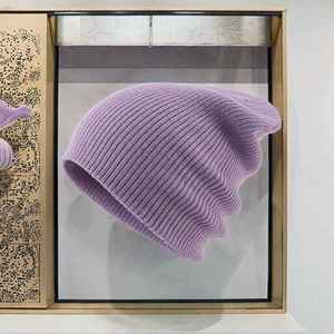 Winter Fashionable Custom Embroidery Logo Solid Color Beanie <b>Caps</b> / <b>Plain</b> Dyed Top Quality Winter Beanie <b>Caps</b> - Product Image 2