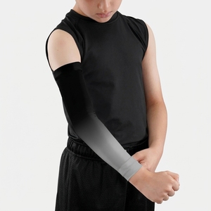 Mangas de Protección Solar para Hombre, Manga Larga, Degradado de Negro a Gris, Poliéster, UPF50+ - Product Image 4