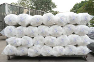 Rembourrage 80-100M-HBR 100% Polyester avec poids 40/60/80/100/120/140/160/180/200/300GRAM pour vêtement d'importation d'exportation - Product Image 6