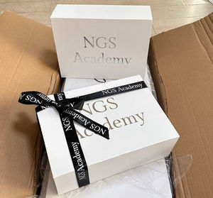 Cajas de Regalo Corrugadas Portátiles con Logotipo Personalizado y Opciones de Tamaño, Cajas Corrugadas Autoarmables con Tamaño Personalizado - Product Image 2