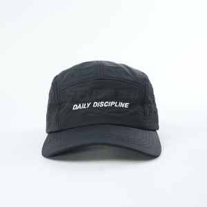 Nueva Gorra de Malla de Nylon de 5 Paneles con Agujeros Cortados a Láser, Logotipo Bordado, para Deportes y Running, Servicio OEM de Logotipo Personalizado - Product Image 2