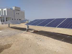 Sistema de Seguimiento Solar de un Solo Eje para 40 Paneles Fotovoltaicos |   Seguidor Solar Automático 3.0 con Protección Contra el Viento para Plantas de Energía Solar de Montaje en Suelo - Product Image 6