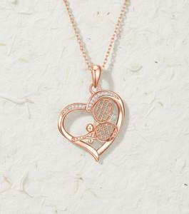 Collar de Plata de Ley 925 con Colgante de Raqueta de Tenis, Regalo para Amantes del Tenis, Joyería Deportiva para Mujer - Product Image 5