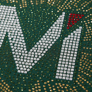 T-shirt de luxe en strass pour homme, vente en gros, tissu épais vierge, style hip-hop, imprimé graphique scintillant en cristal, manches courtes - Product Image 5