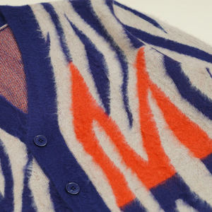 Cardigan unisexe d'hiver en maille unie, respirant, coupe oversize, chaud, en laine/acrylique - Product Image 6