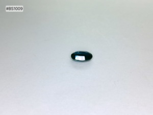 Zafiro Azul de Origen Africano, Ovalado, Calentado, 2.26ct, con Claridad Impecable y Brillo Natural, Gema Suelta Apta para Joyería de Anillo - Product Image 3