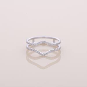 Bague de mariage en or blanc/rose et or jaune 9 carats avec diamant rond incurvé certifié IGI - Product Image 1