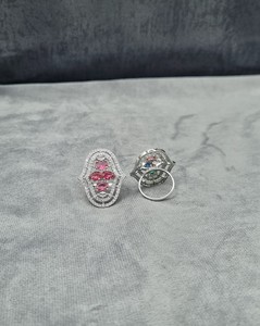 Anillo de diamantes americanos con incrustaciones de piedras ovaladas y en forma de pera para mujer, ideal para recepciones y fiestas, anillos llamativos plateados para mujer. - Product Image 6