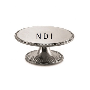 Support de gâteau de service de fête de mariage avec la forme ronde avec le décor de couverture de dôme en verre pour la fête d'anniversaire support décoratif de gâteau en bois - Product Image 2