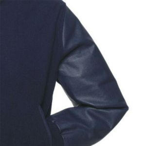 Créez vos propres logos personnalisés pour les vestes universitaires de sororités, fraternités, écoles et collèges. Corps 100 % laine et manches en cuir. - Product Image 3