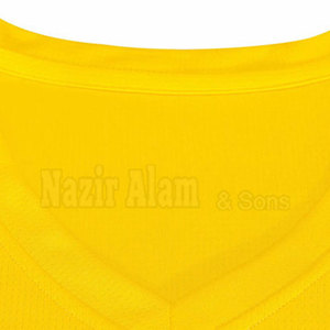 Tenue de basketball élégante pour hommes avec short en jersey respirant, vêtements de sport légers et durables, parfaits pour l'entraînement et les matchs - Product Image 2