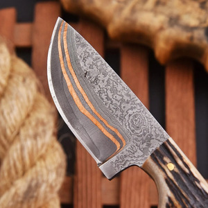 Cuchillo de desollar de acero de Damasco y cobre hecho a mano al por mayor, mango de cuerno de ciervo, cuchillo de caza EDC de hoja fija, fabricante y proveedor - Product Image 2