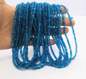 Perles Rondelles Lisses en Apatite Néon Naturelle 3-4MM, Perles de Pierre Précieuse Apatite Néon Bleu Foncé 16 Pouces, Perles Rondelles Simples en Apatite Néon - Product Image 1